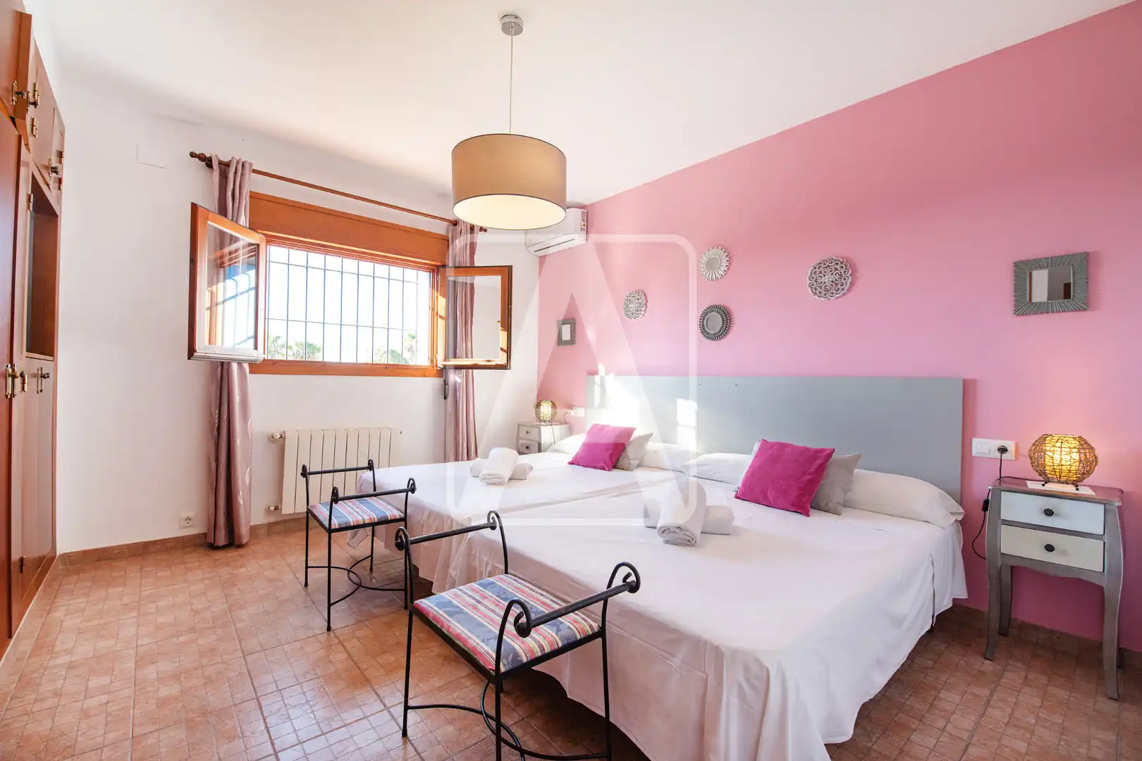 Habitación de Casa o chalet en venta en Teulada con Aire acondicionado, Calefacción y Jardín privado