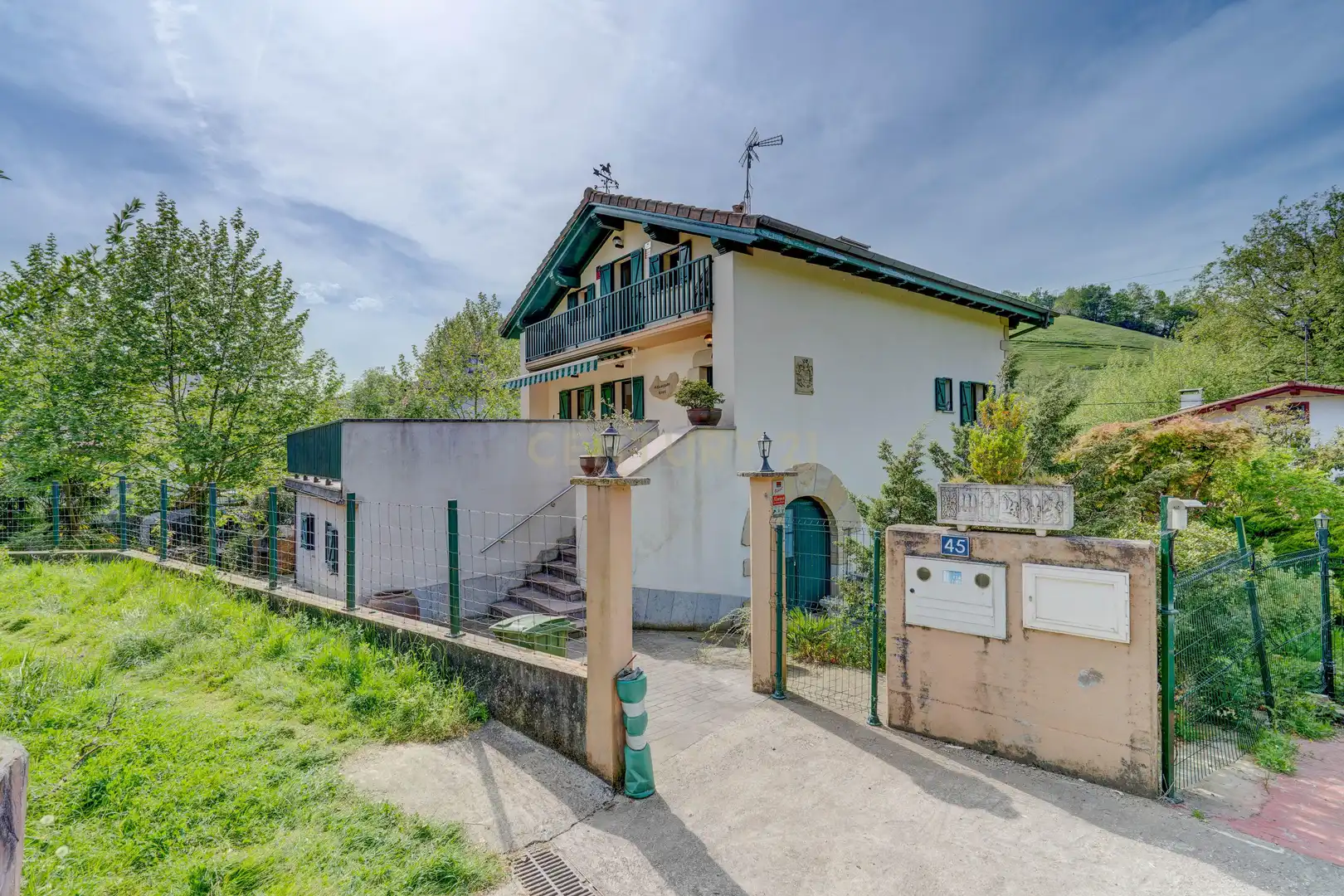 Vista exterior de Casa o chalet en venta en Irun  con Jardín privado