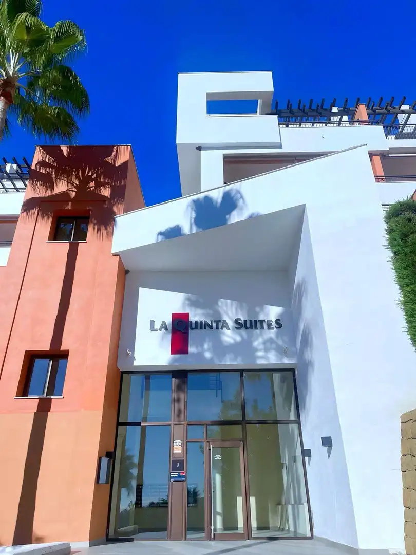 Apartment with pool to rent in La Quinta, imagen 13