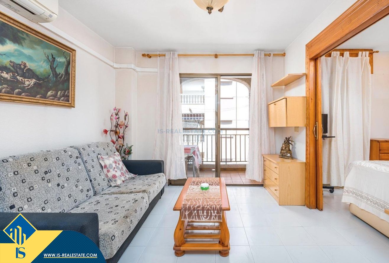 Sala d'estar de Apartament en venda en Torrevieja amb Aire condicionat, Calefacció i Terrassa
