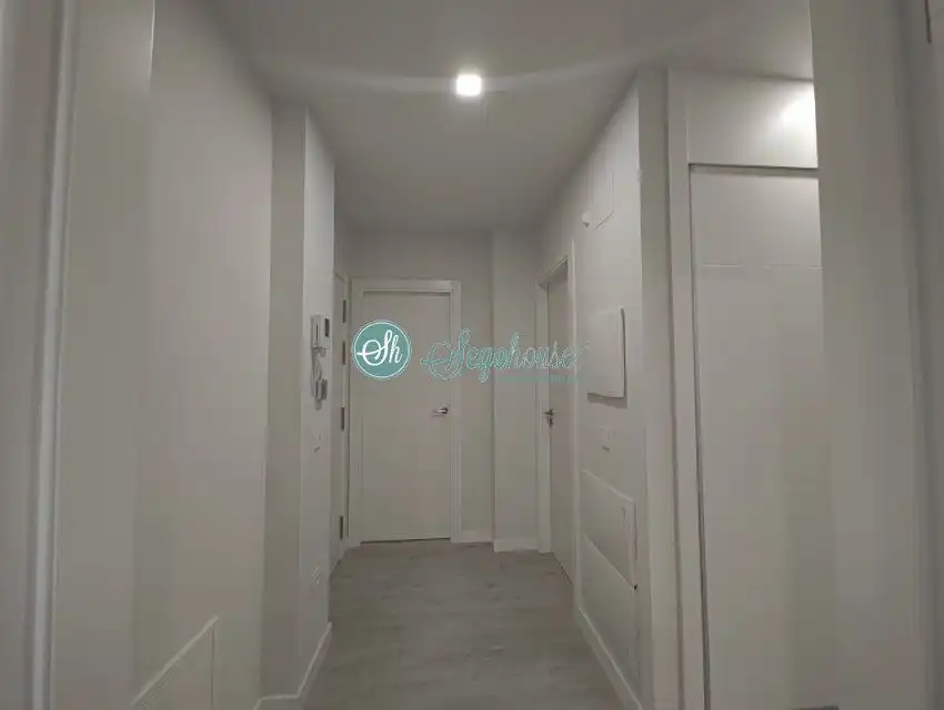 Wohnung zur Miete in Segovia mit Heizung, Terrasse und Abstellraum