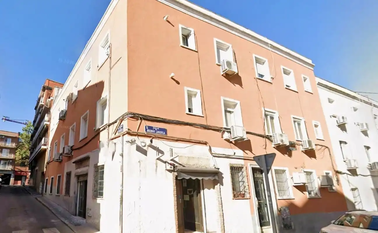 Exterior view of Flat for sale in Madrid  with Air Conditioner and Heating