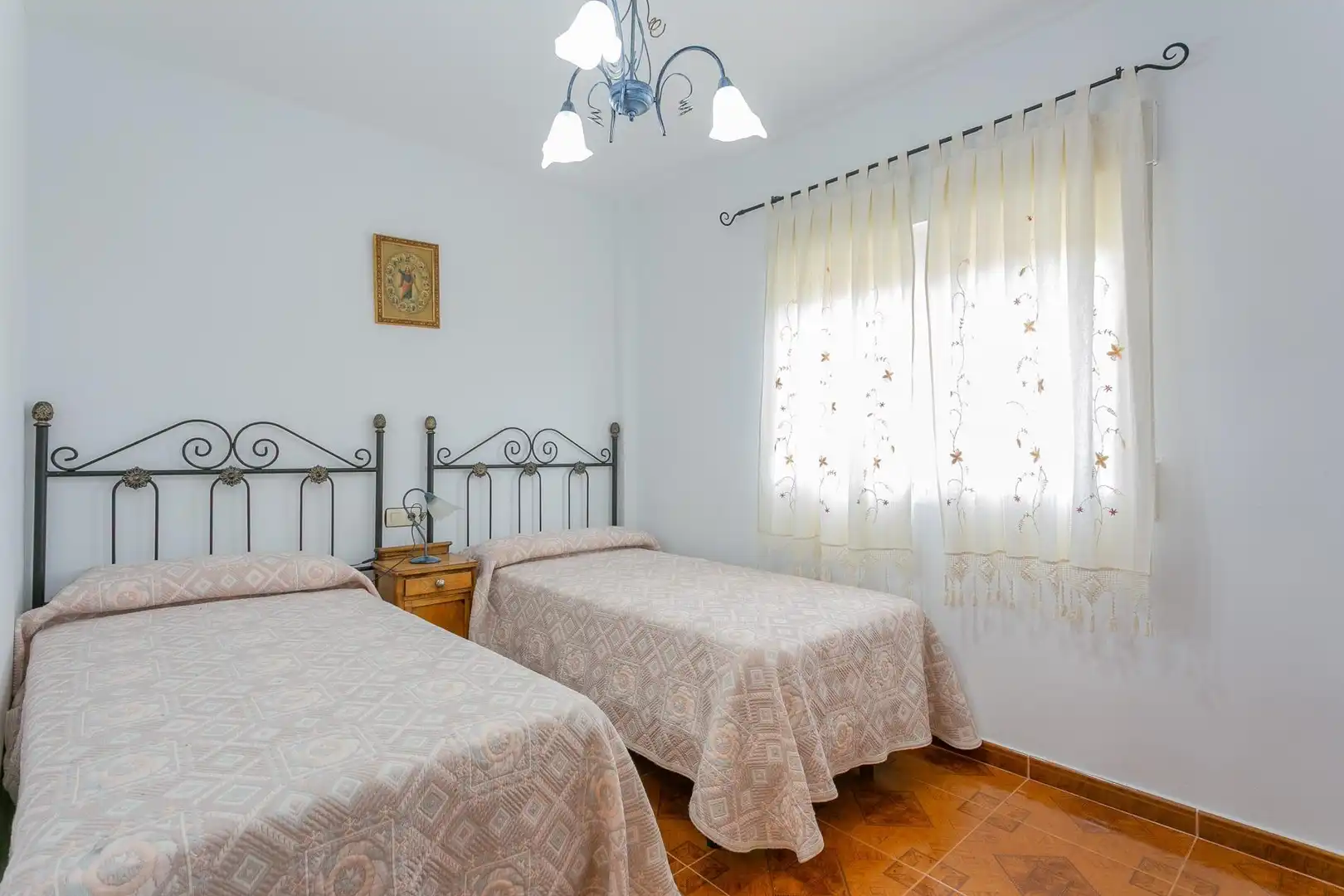 Habitación de Casa o chalet en venta en Albuñuelas con Aire acondicionado, Jardín privado y Terraza