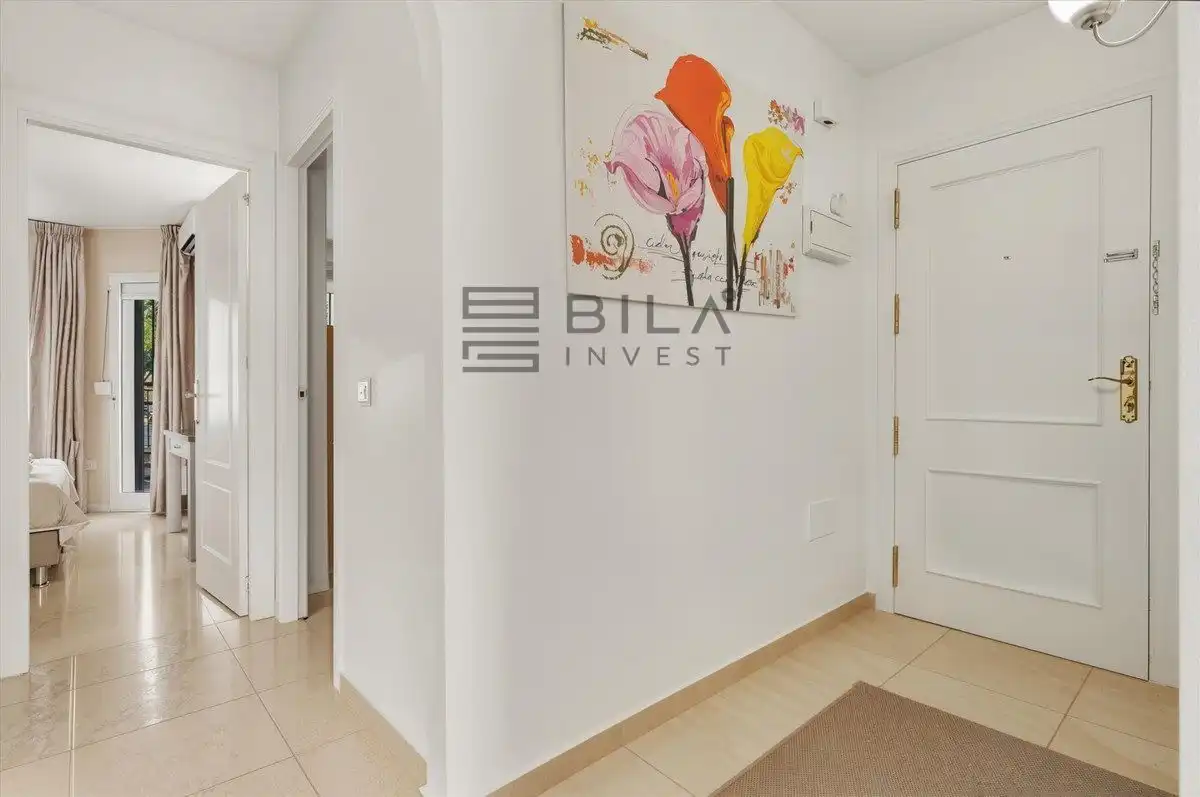 Flat for sale in La Siesta, Mijas Golf