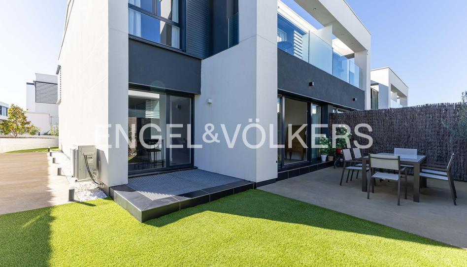 Photo 1 of Single-family semi-detached to rent in Avenida de la Armada Española, Cortijo Sur, Madrid