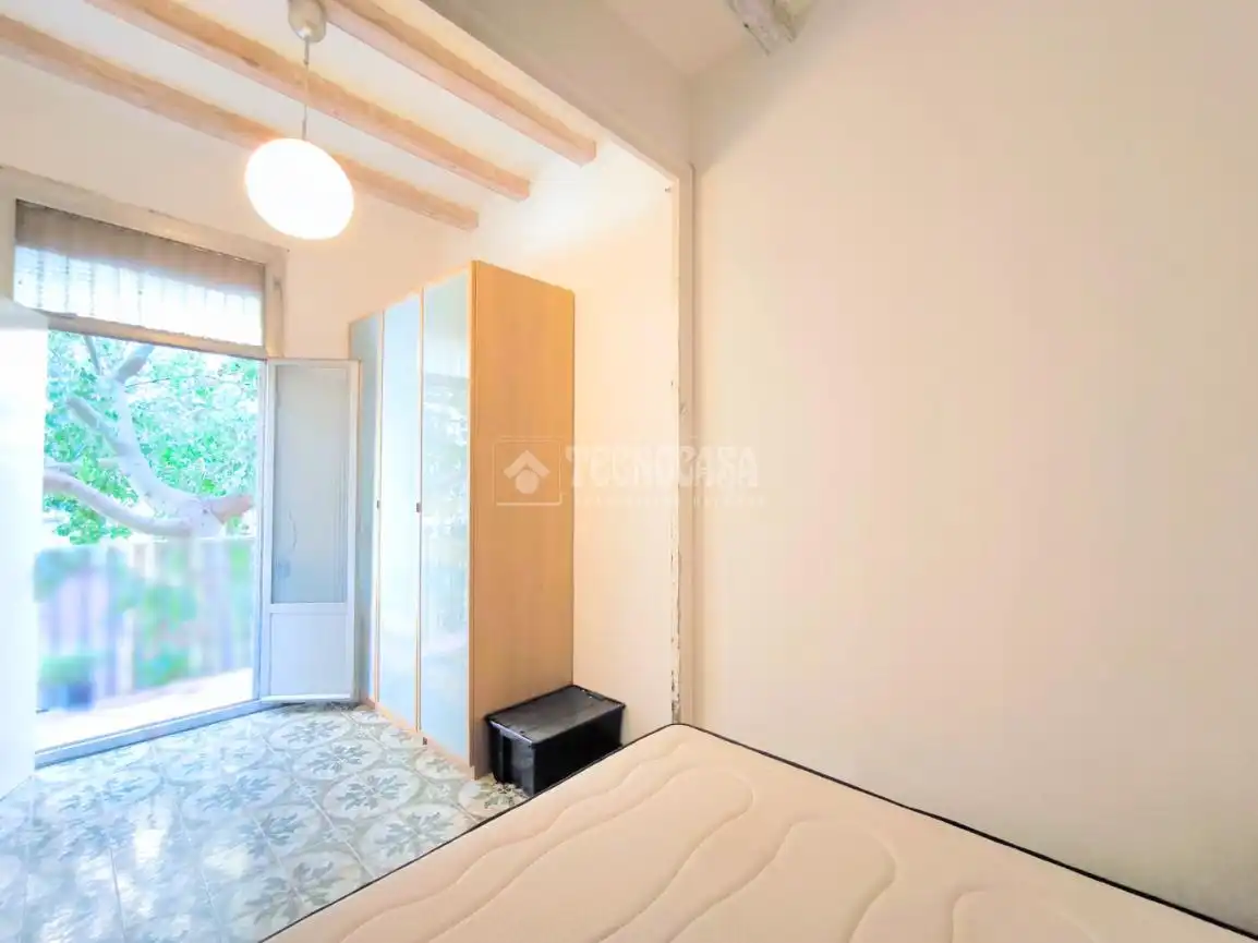 Habitación de Piso en venta en Barcelona con Balcón