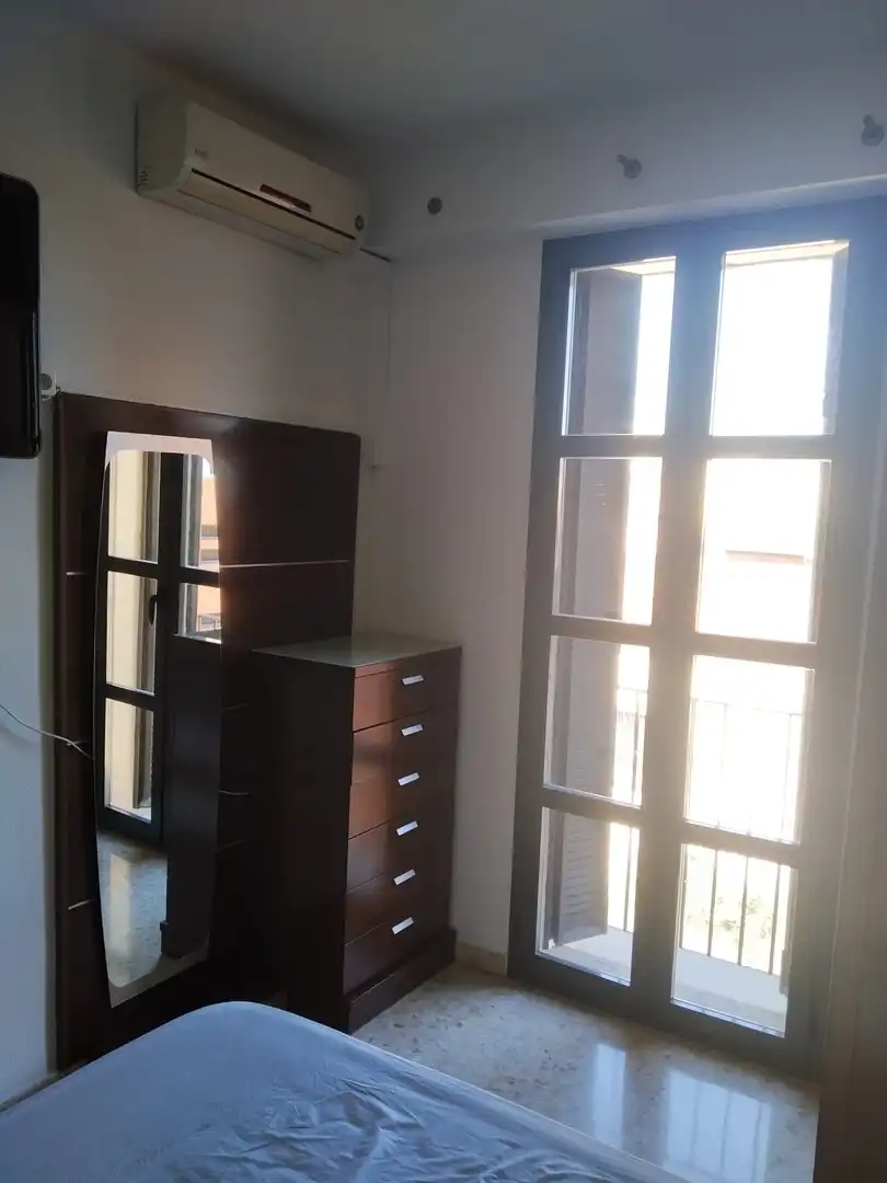 Piso con ascensor en venta en Plaza de las Cofradías, imagen 9
