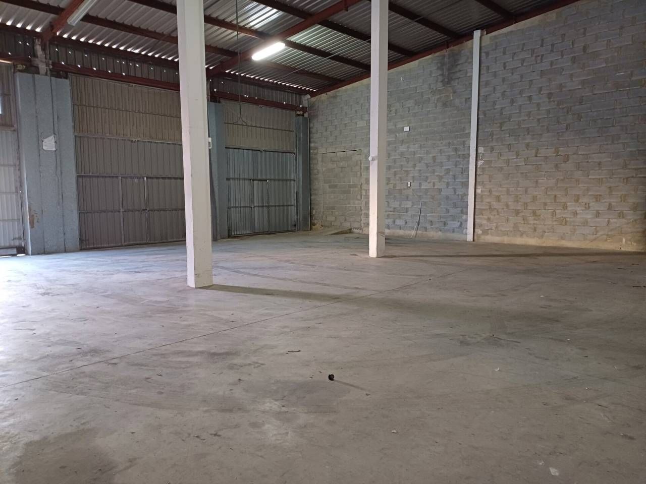 Nau industrial en venda en  Huelva Capital amb Alarma