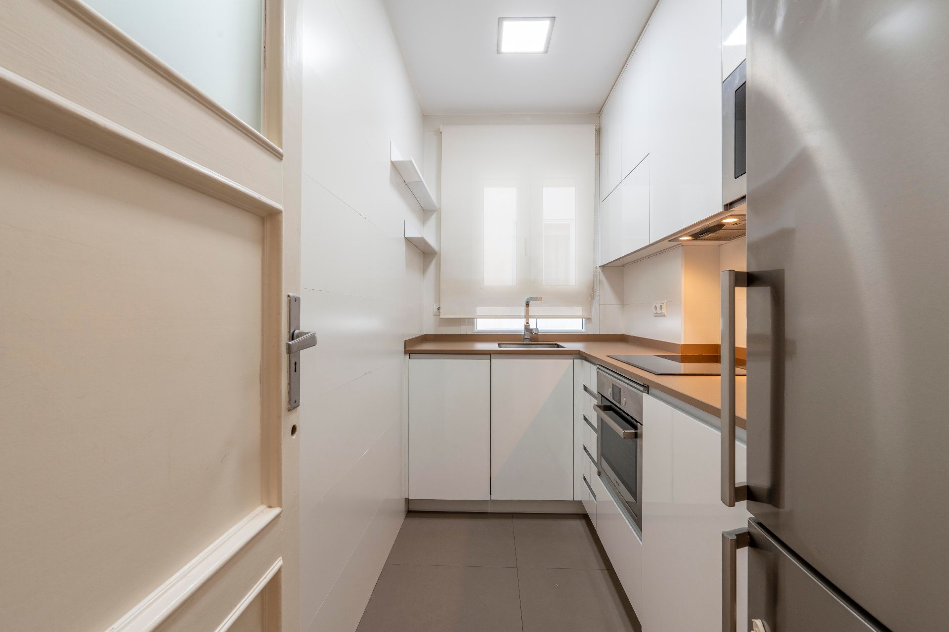 Cuina de Pis de lloguer en  Madrid Capital amb Aire condicionat, Calefacció i Parquet