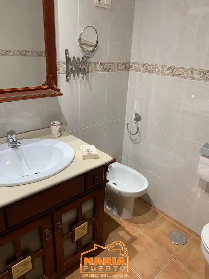 Badezimmer von Wohnungen zur Miete in Málaga mit Terrasse und Möbliert