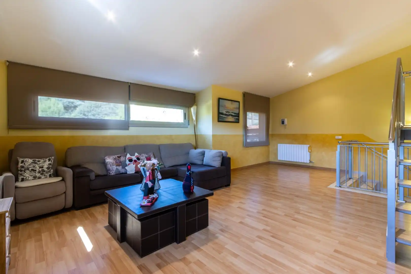 Sala d'estar de Casa adosada en venda en Castellar del Vallès amb Aire condicionat, Calefacció i Terrassa