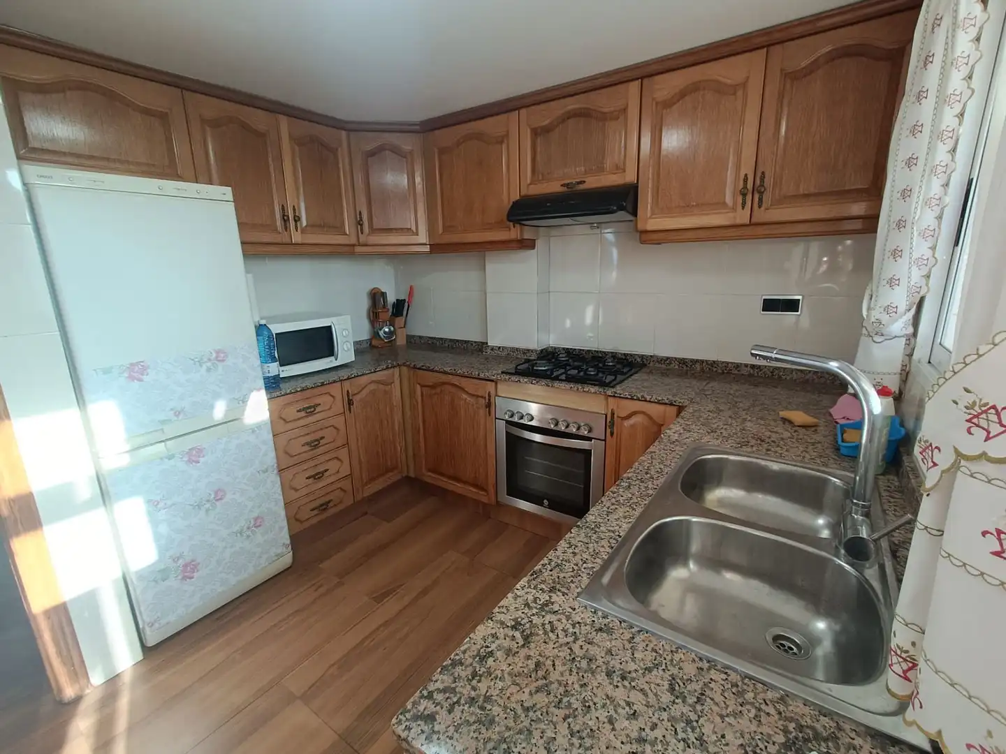 Cocina de Piso de alquiler en Sueca con Amueblado y Piscina comunitaria