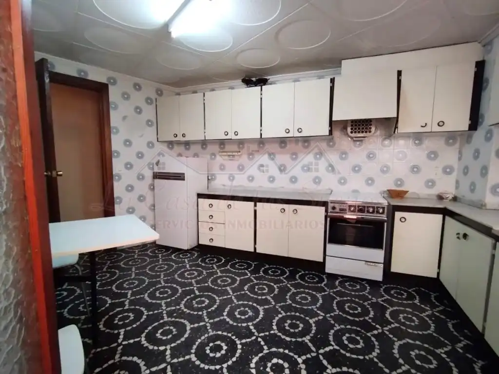Küche von Wohnung zum Verkauf in Sax