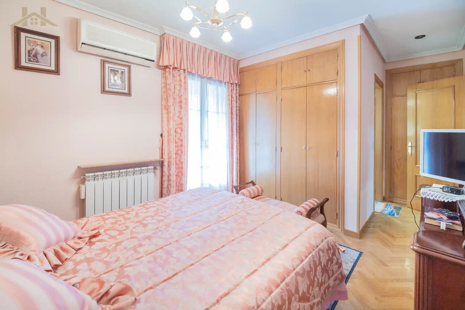Bedroom of Detached homes for sale in Torrejón de Ardoz  with Air Conditioner, Heating and Furnished