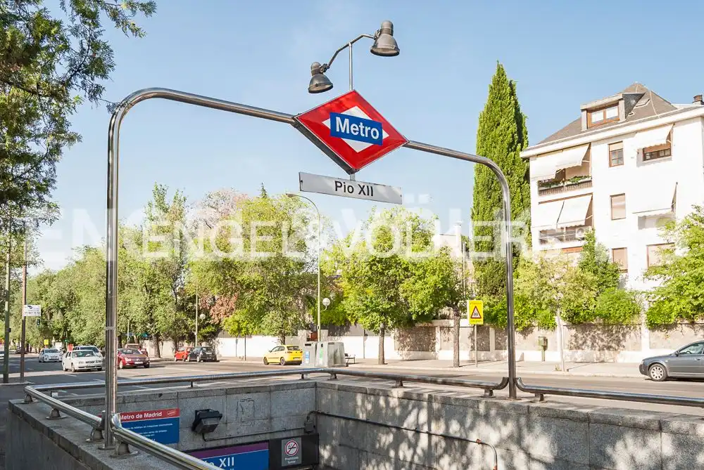 Vista exterior de Piso de alquiler en Madrid con Aire acondicionado, Calefacción y Se aceptan mascotas