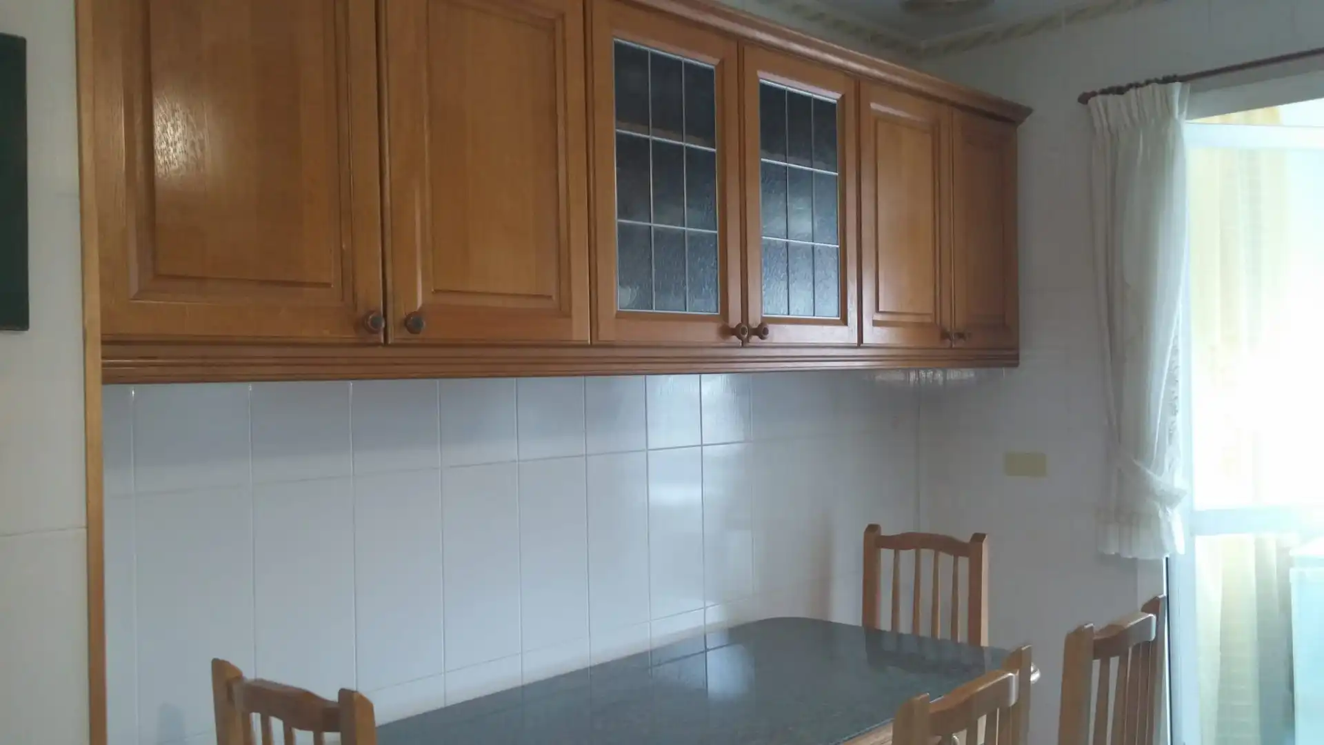 Cuina de Dúplex de lloguer en Ferrol amb Calefacció, Parquet i Moblat