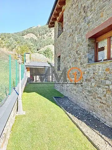 Casa aparellada amb jardí en venda a Pal - Xixerella, imagen 21