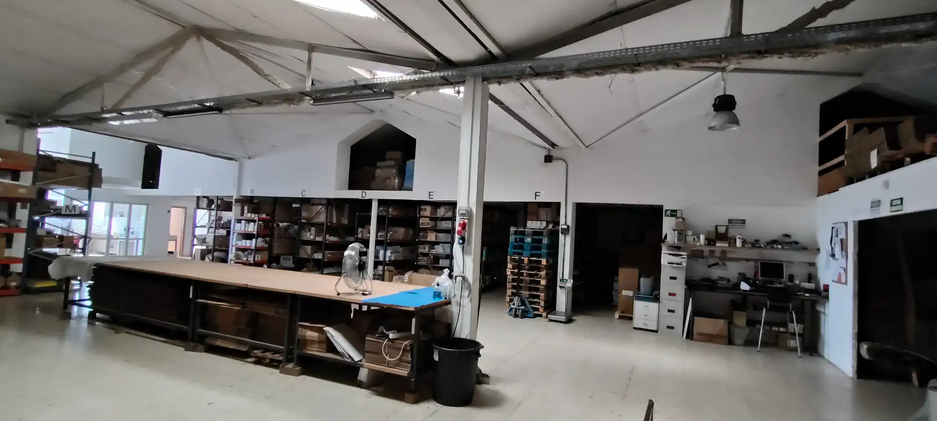 Nave industrial en venta en Cabrera de Mar con Calefacción y Alarma