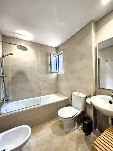 Bathroom of Detached homes for rent in Sotogrande  with Air Conditioner, Private garden and Terrace
