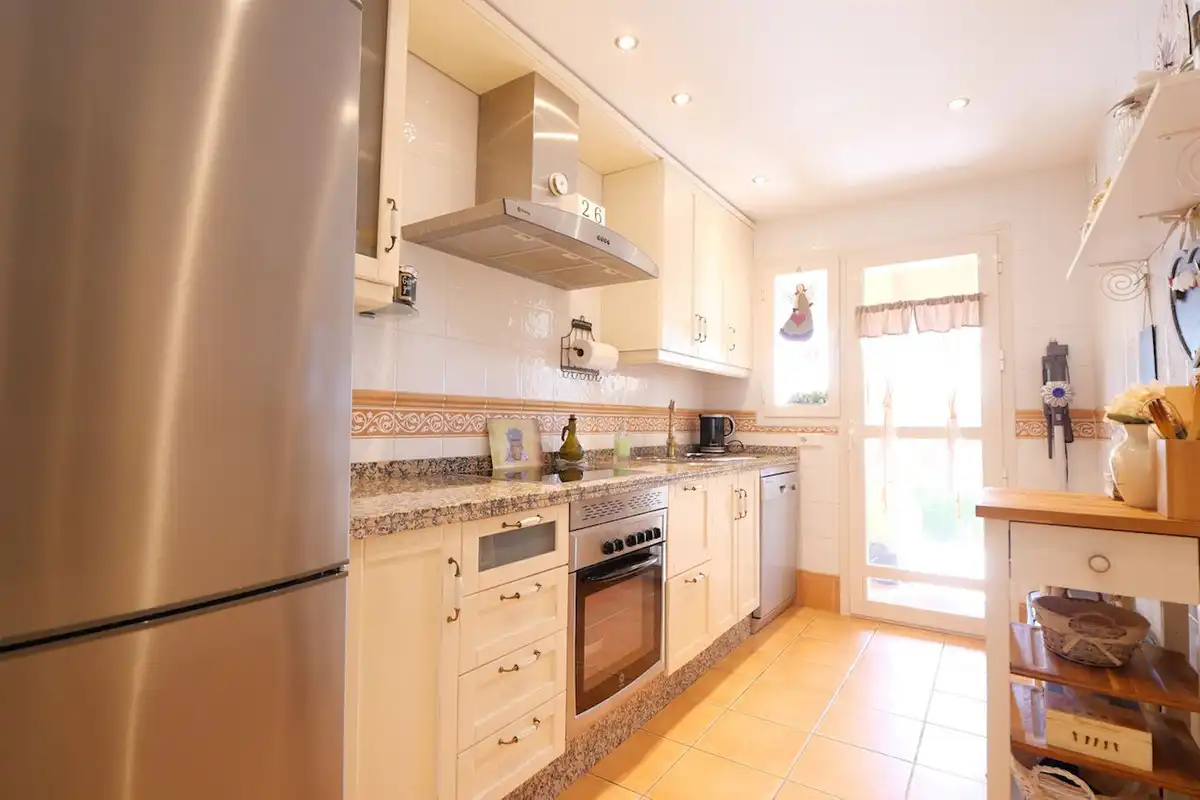 Cocina de Planta baja en venta en Marbella con Aire acondicionado, Terraza y Trastero