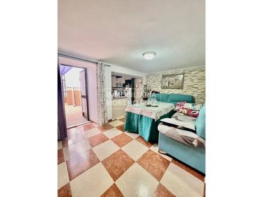 Casa en venda a Baena