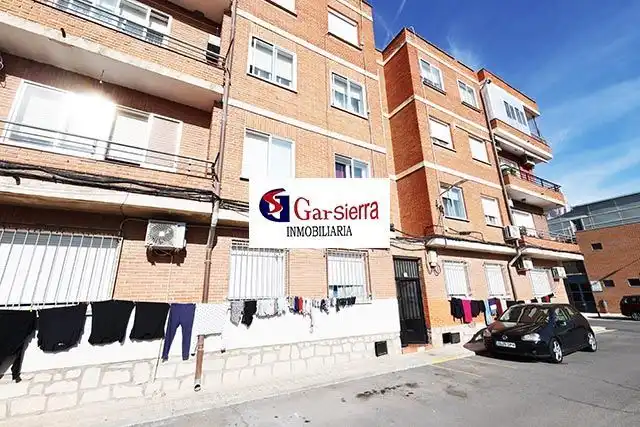 Außenansicht von Wohnung zum Verkauf in Cobeja mit Heizung und Terrasse