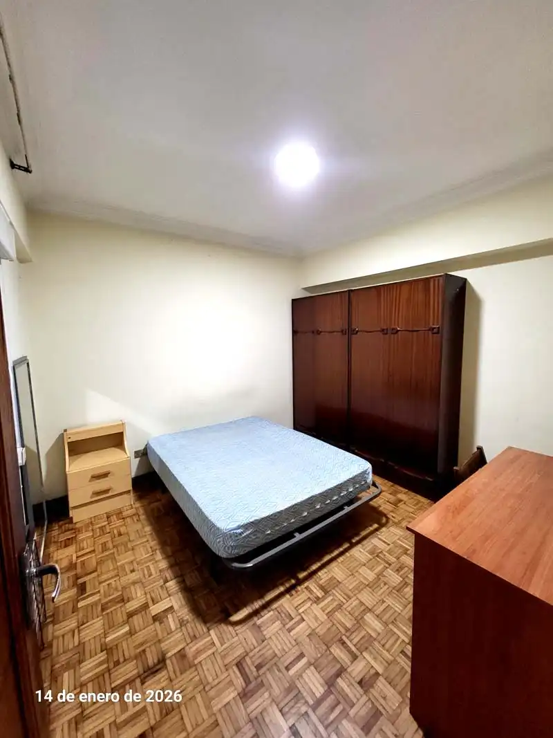 Bedroom of Flat for rent in Vigo   with Furnished, Oven and Washing machine
