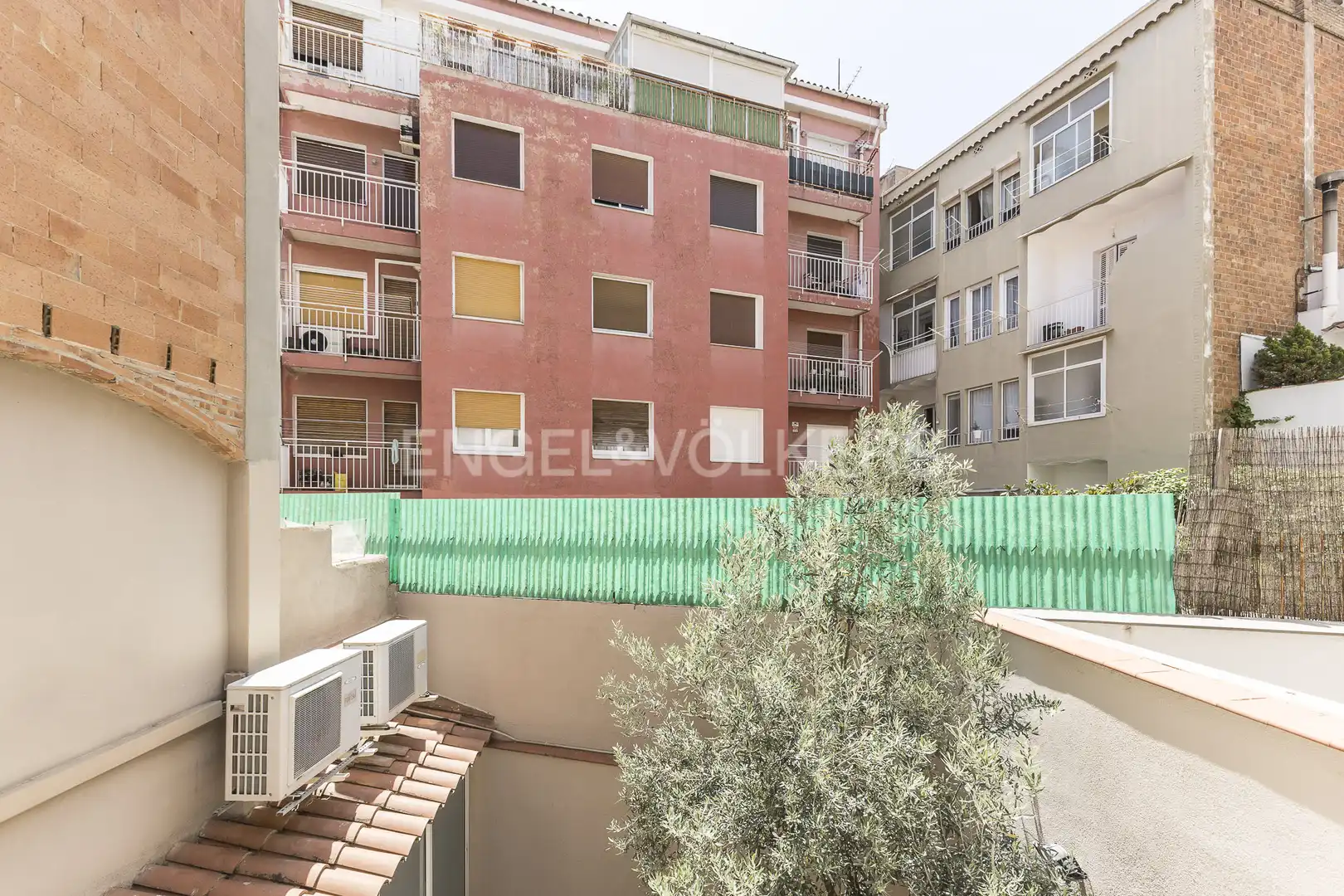 Exterior view of Houses for sale in Barcelona  with Air Conditioner, Heating and Terrace