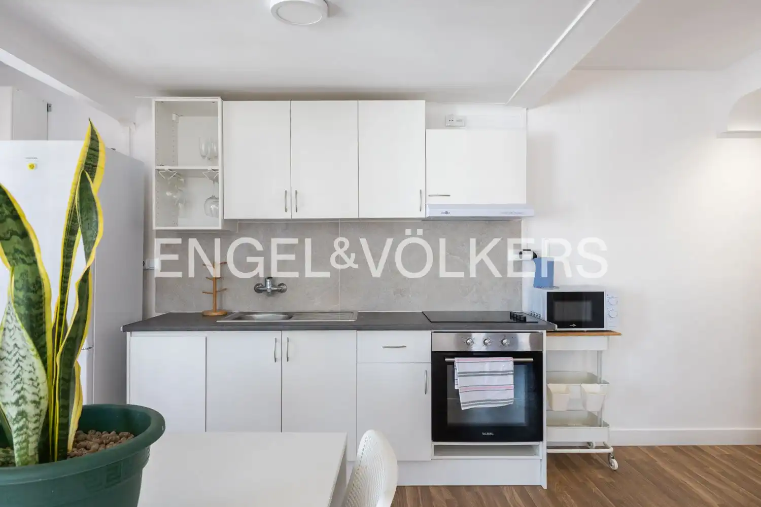 Kitchen of Flat for rent in Sagunto / Sagunt  with Air Conditioner, Heating and Parquet flooring