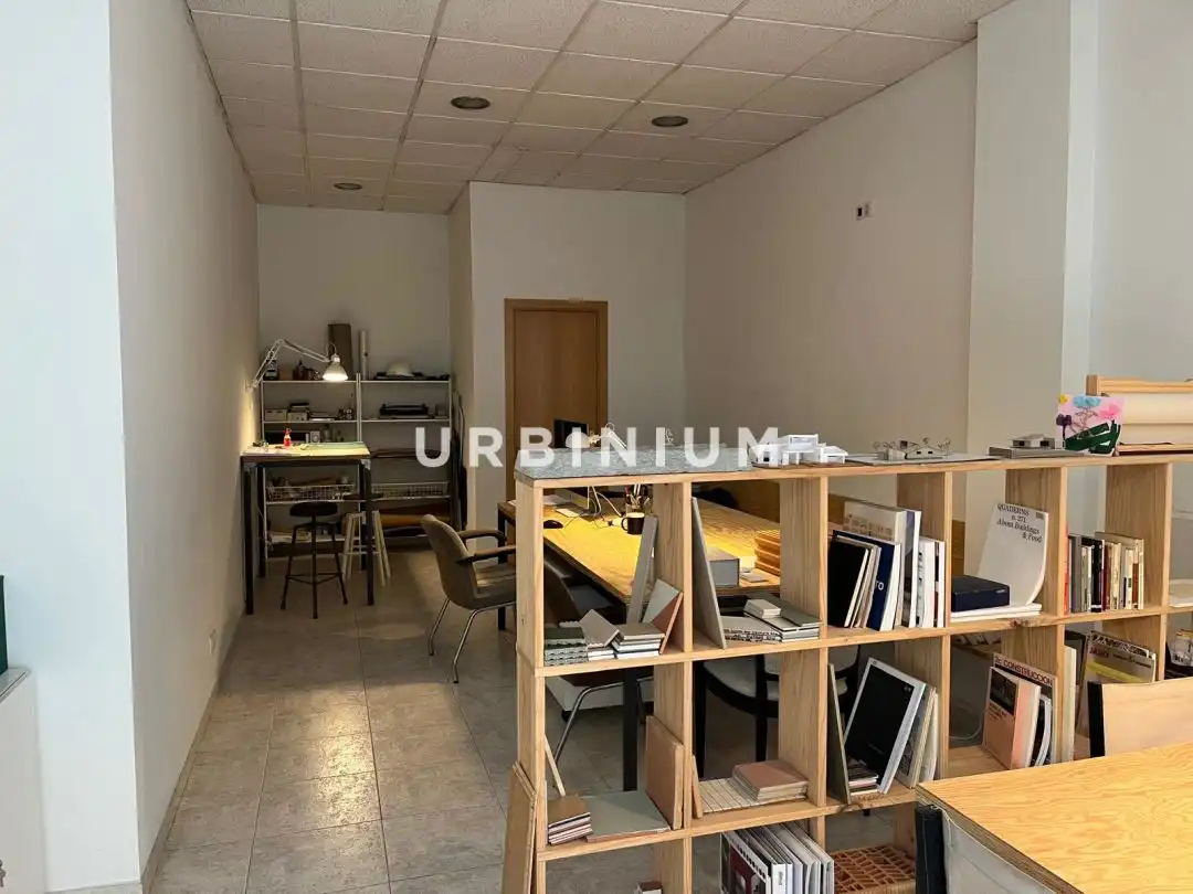 Local comercial de lloguer a Eixample Sud – Migdia, imagen 4