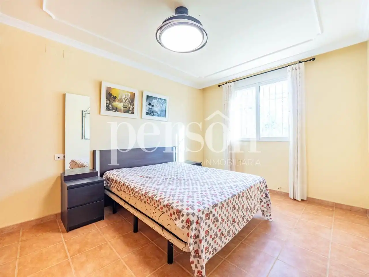 Habitación de Casa o chalet en venta en Chiva con Jardín privado, Terraza y Piscina