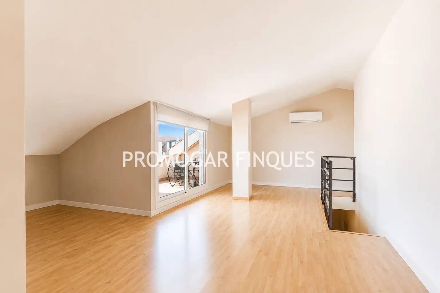 Dúplex con terraza en venta en Carrer Estelí, imagen 27