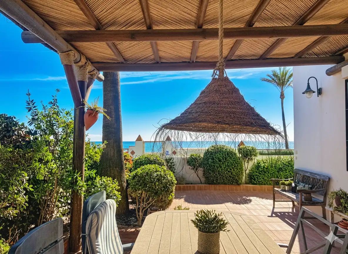 Habitatge amb piscina en venda a Marina de Casares