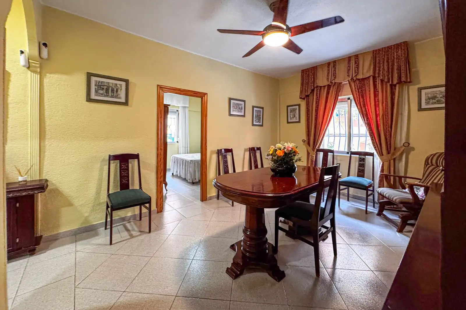 Dining room of Flat for sale in Almería  with Air Conditioner, Heating and Terrace