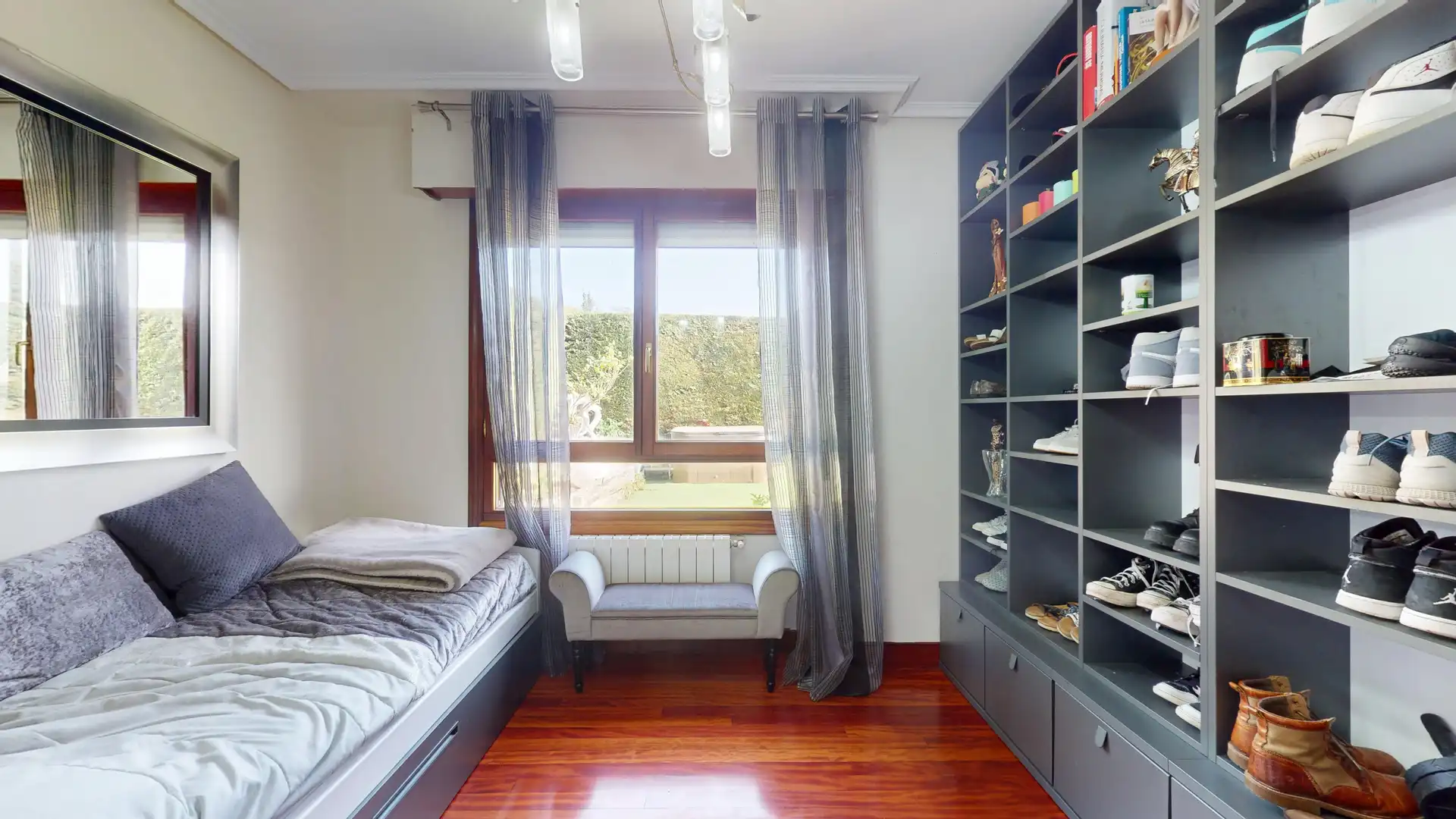 Habitación de Casa adosada en venta en Barrika con Terraza y Trastero