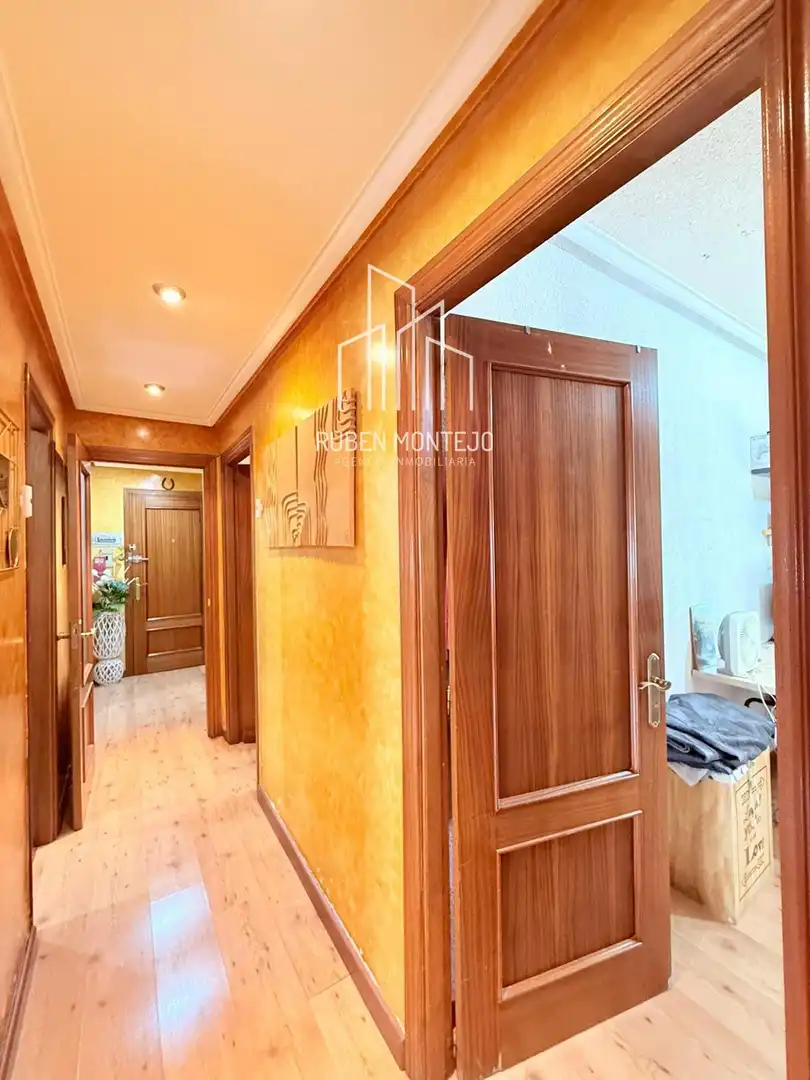 Piso en venta en Salamanca con Calefacción, Terraza y Balcón