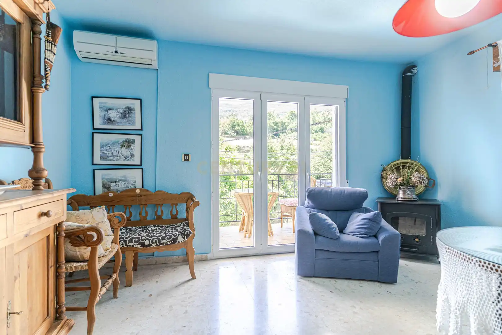Sala d'estar de Apartament en venda en La Taha amb Rentadora i Balcó