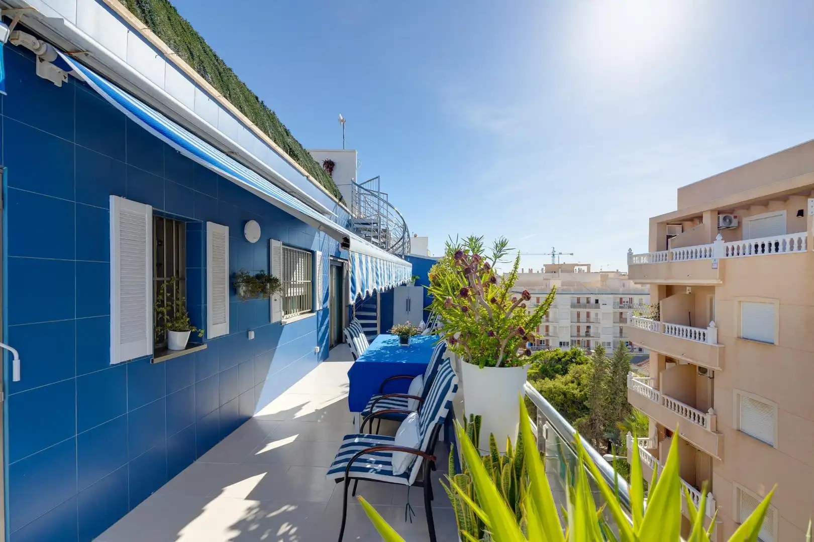 Penthouse with pool for sale in Playa de los Locos, imagen 2