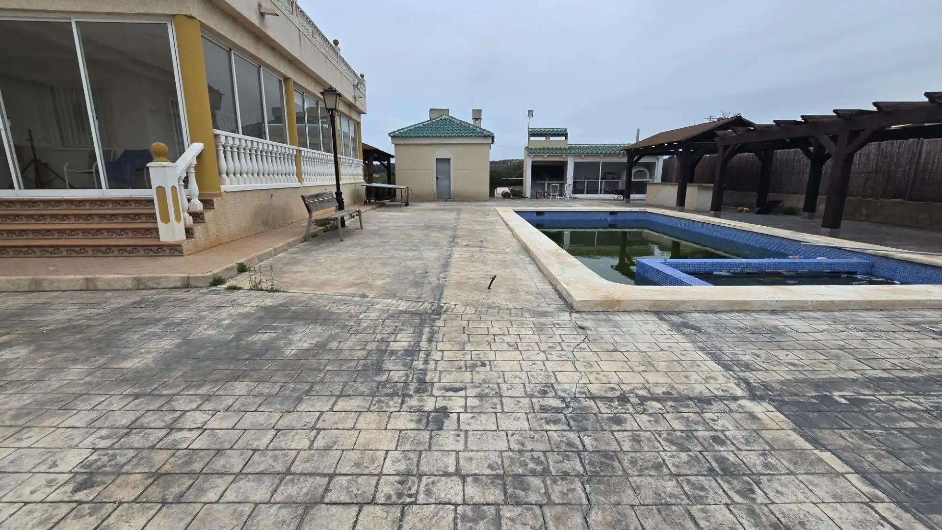 Piscina de Casa o xalet en venda en Elche / Elx amb Aire condicionat, Terrassa i Traster
