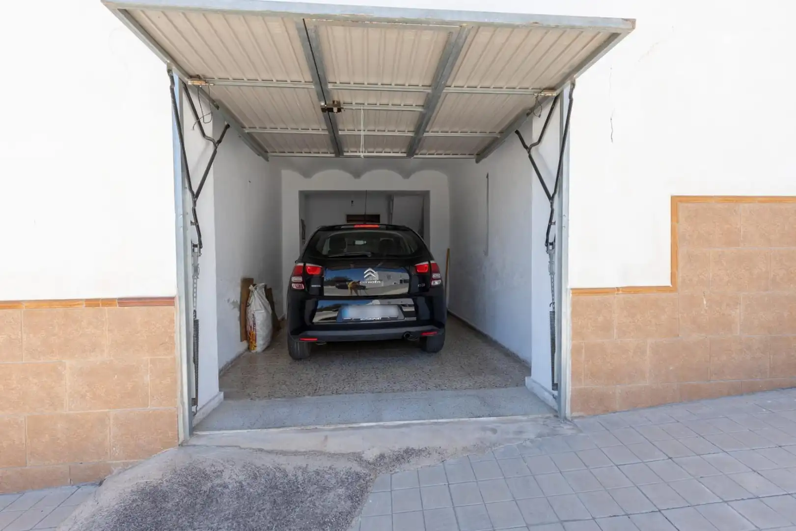 Aparcament de Casa o xalet en venda en Morelábor, Granada