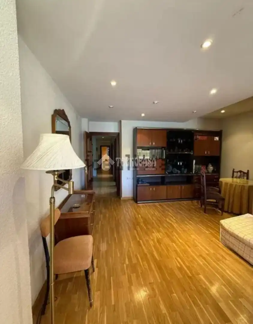 Piso en venta en Granada con Aire acondicionado, Amueblado y Balcón
