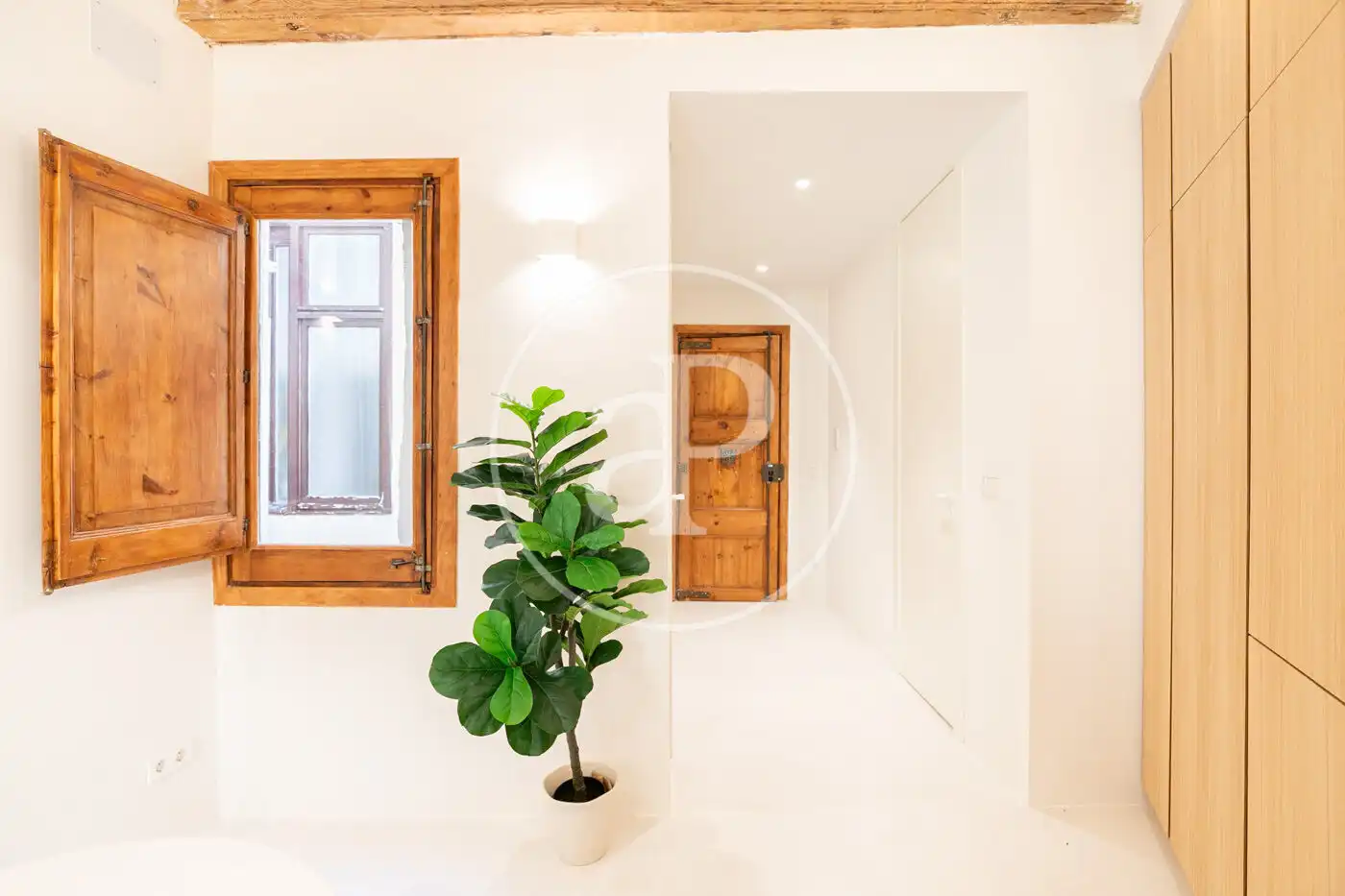 Piso en venta en Barcelona con Calefacción, Amueblado y Balcón