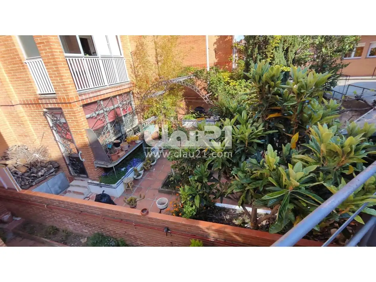 Pis amb jardí de lloguer a Calle Confederació, imagen 33