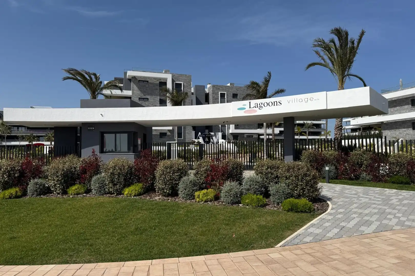 Vista exterior de Piso de alquiler en Torrevieja con Aire acondicionado, Calefacción y Terraza