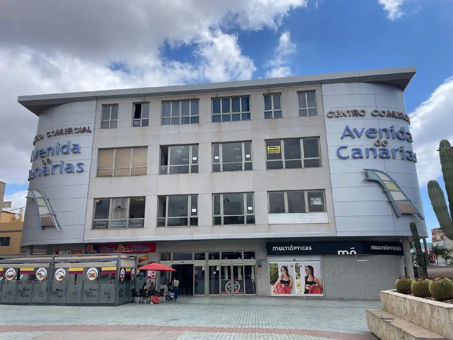 Vista exterior de Local en venta en Santa Lucía de Tirajana