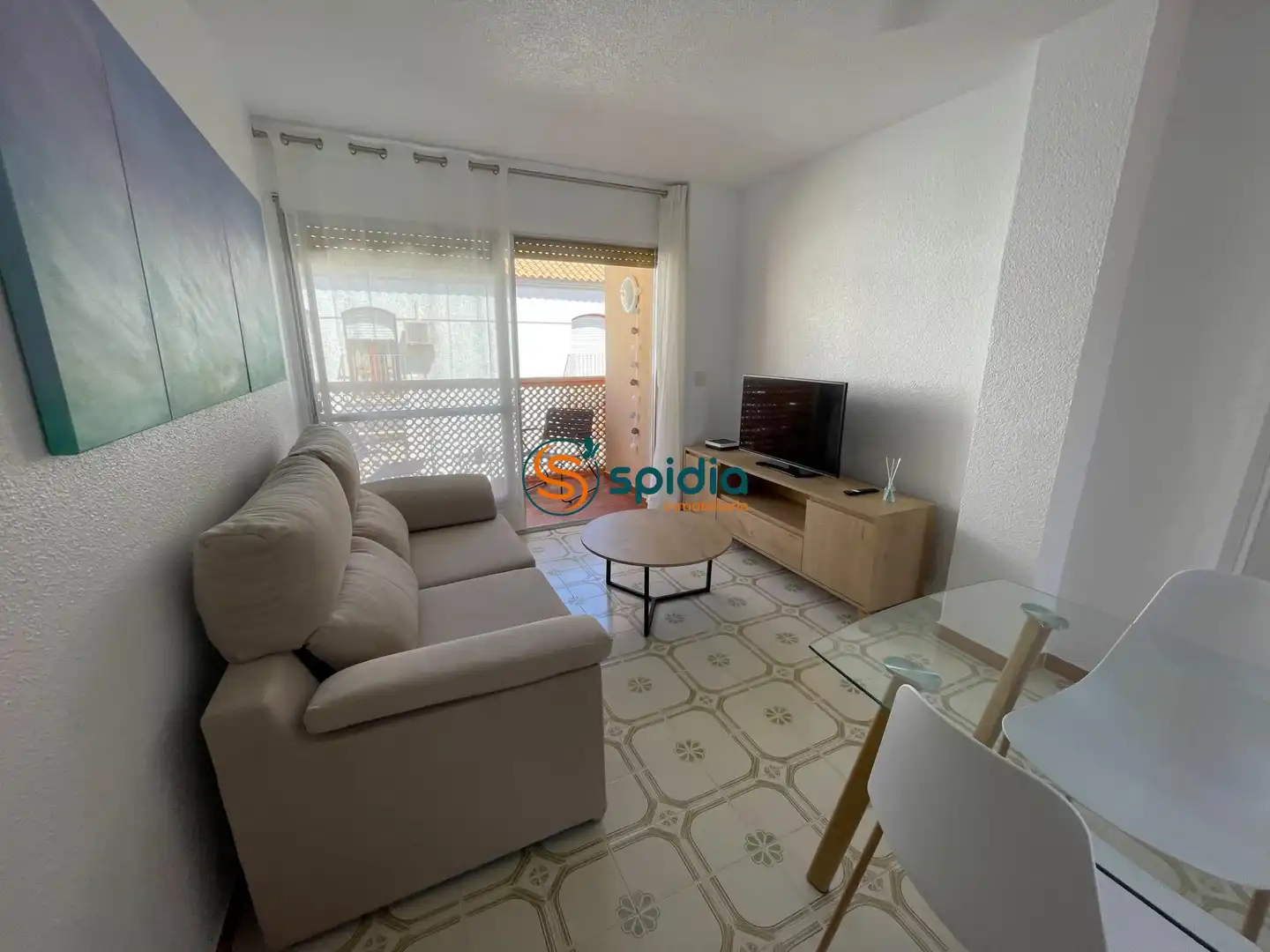 Habitación de Apartamento de alquiler en Águilas con Balcón