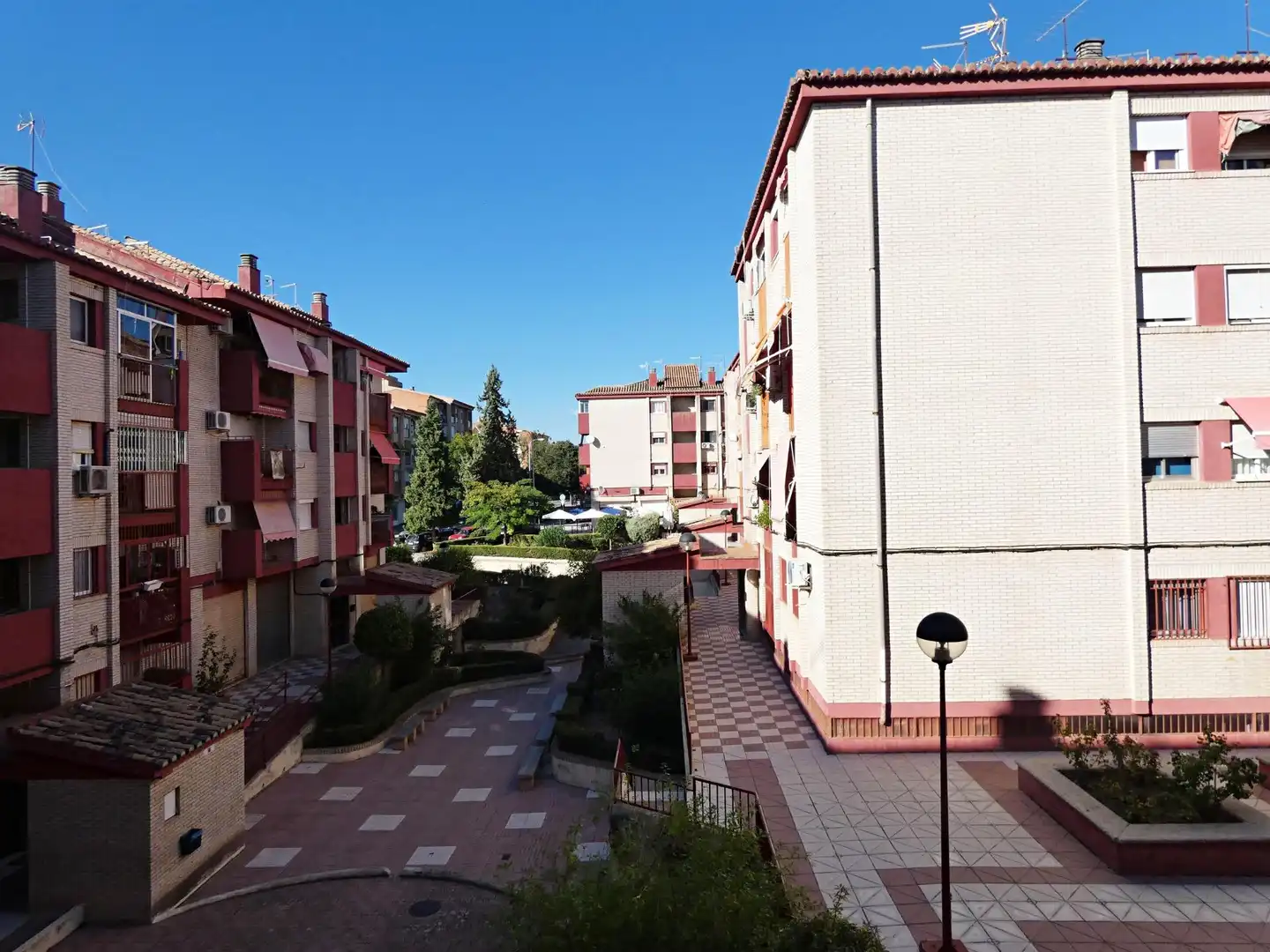 Piso en venta en Calle ROSALIA DE CASTRO, imagen 6
