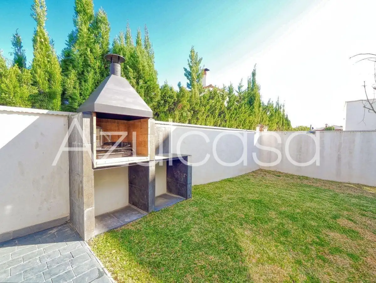 Jardín de Casa o chalet en venta en Sant Joan d'Alacant con Aire acondicionado, Terraza y Piscina