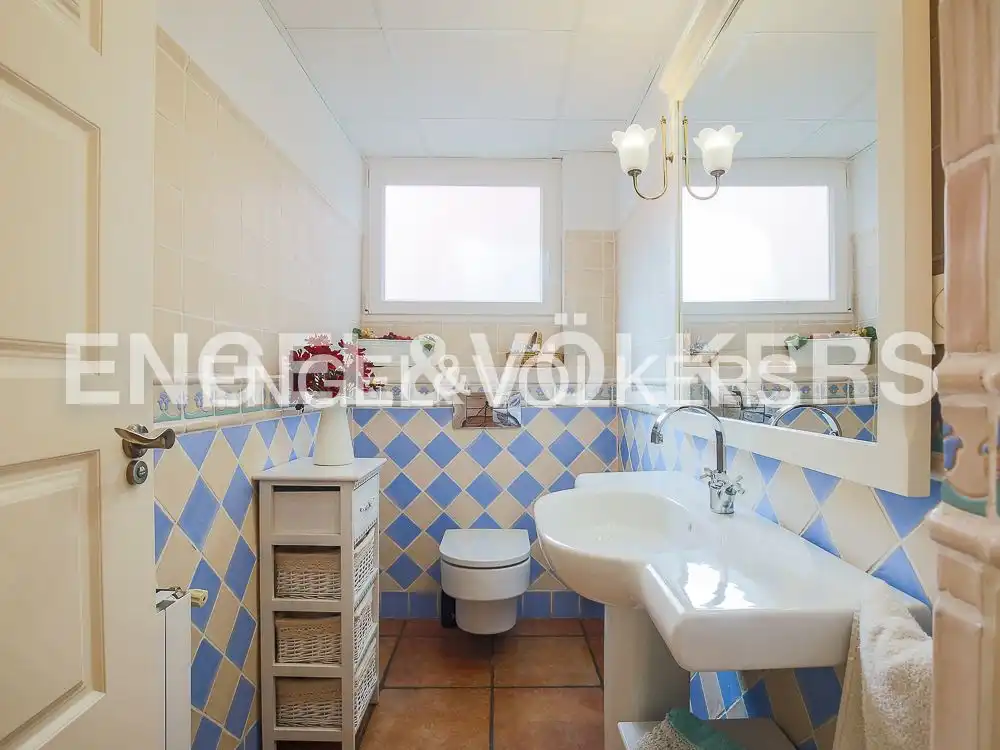Bathroom of Houses for rent in Torrent  with Air Conditioner, Heating and Private garden