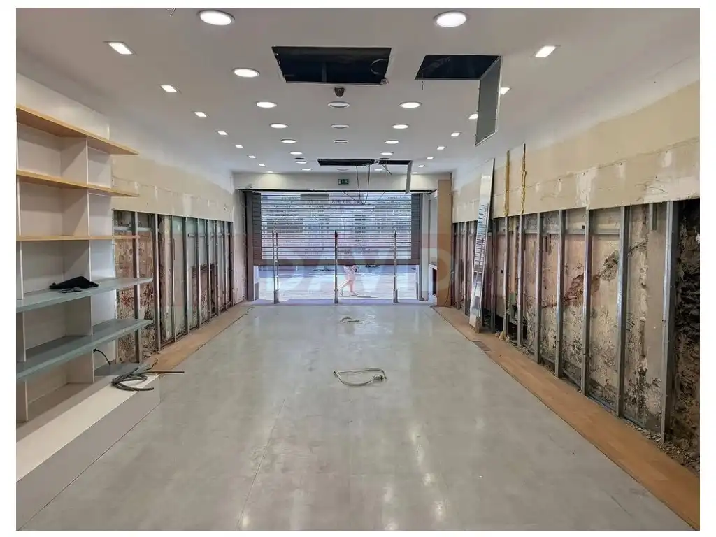 Local comercial de lloguer a Calle Anselm Clave, imagen 2